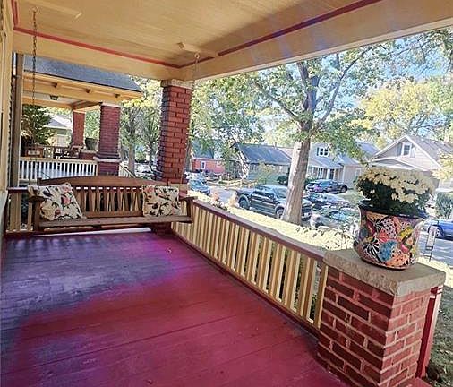 5th image of 4525 Fairmount Ave