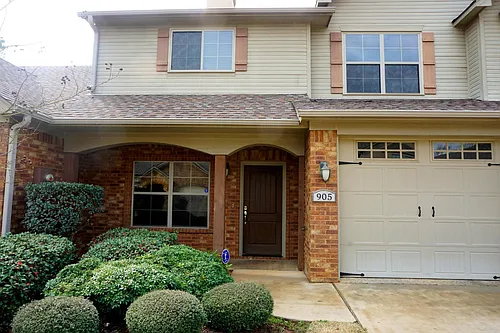 905 Veranda Pl Photo 1