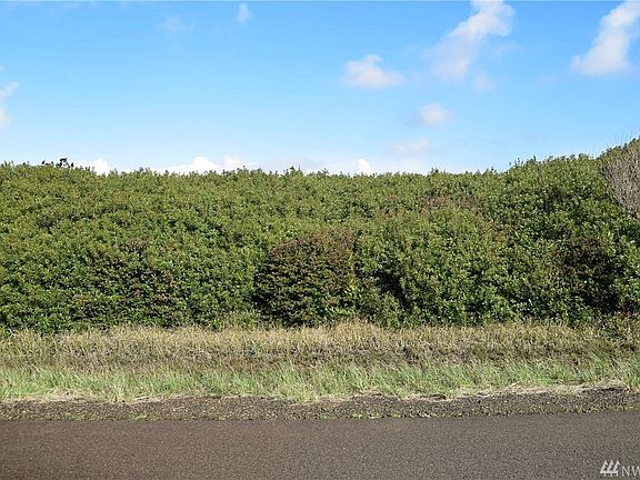 4th image of 876 S Sand Dune Ave SW