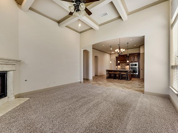 4th image of 2932 Hackberry Creek Trl