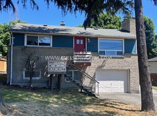 7412 Military Rd S, Seattle, WA 98108