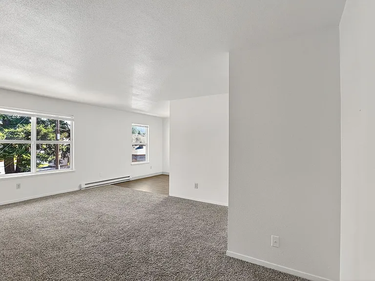 13130 SE Powell Blvd — Photo 8