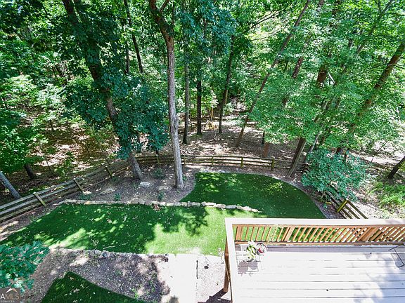 2nd image of 173 Indian Oak Dr