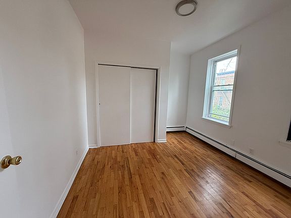 4th image of 196 Clinton Ave #32E