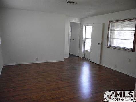 3rd image of 11950 Manzanita St