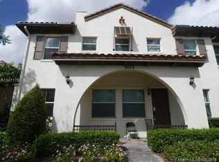 2929 Cascada Isle Way, Hollywood, FL 33024
