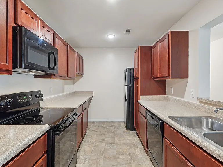 Nicholas Place Apartments — Photo 63