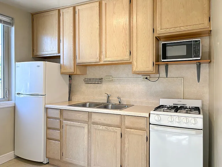 Cleveland Terrace — Photo 12