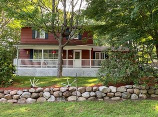 68 Medway St, Bridgewater, NS B4V1K3