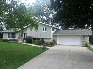 3004 88th Pl, Kenosha, WI 53142