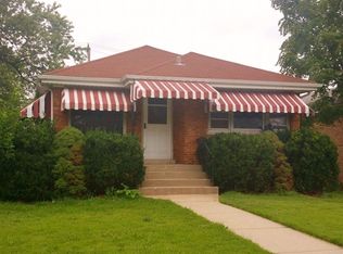 7922 W Oakton St, Niles, IL 60714