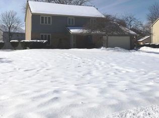 10240 Fairfax Dr NW, Pickerington, OH 43147