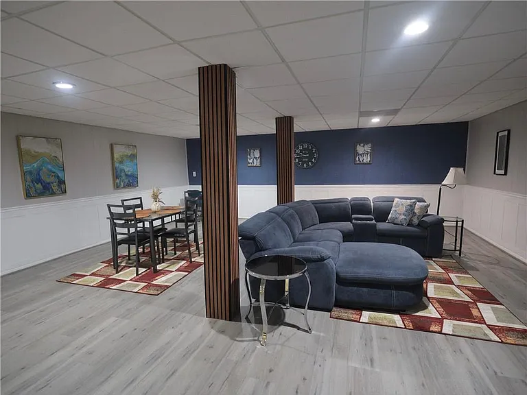 1398 Branchwood Dr — Photo 2