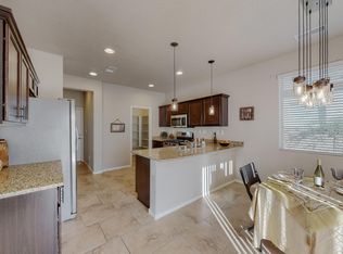 2060 Solara Loop NE, Rio Rancho, NM 87144