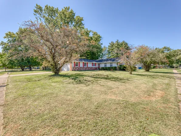 1147 Darby Ln, Indianapolis, IN 46260