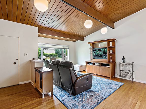 3rd image of 1169 Waukegan Rd #1169
