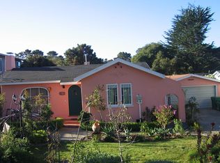 859 Maple St, Pacific Grove, CA 93950