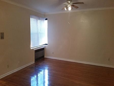 2nd image of 8913 153rd St