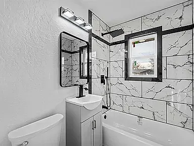 4811 NW Lindy Ave — Photo 10