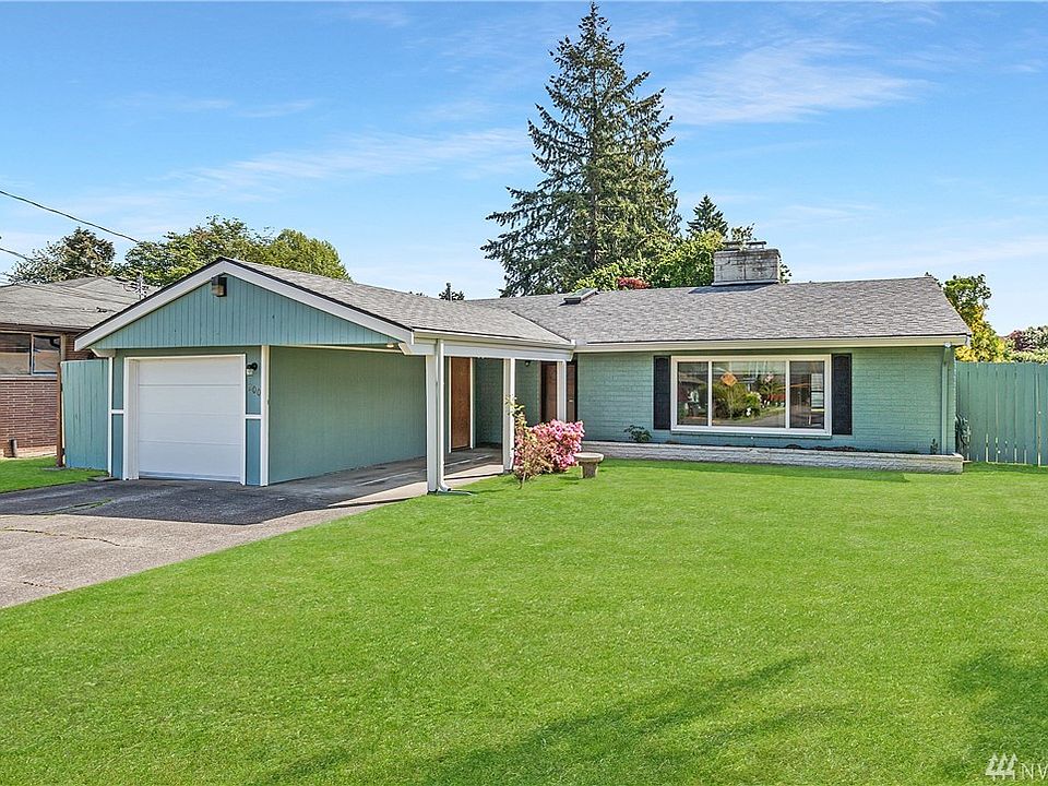 Well-maintained rambler close to downtown Auburn