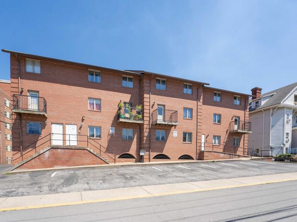 301 1st St #11490135