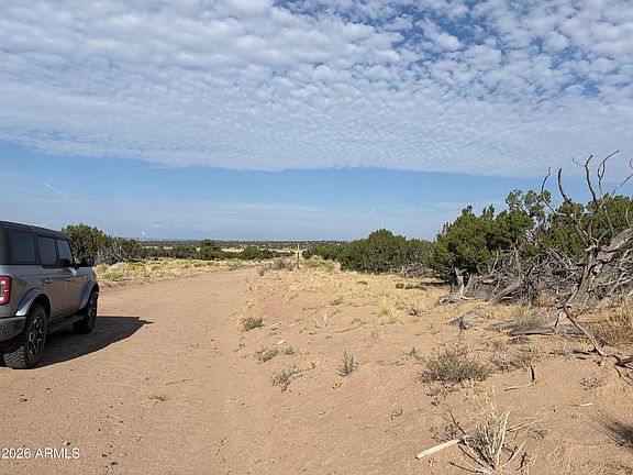 4th image of 0 Coyote Run #577