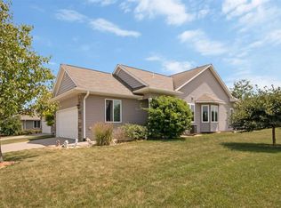1057 W Cherry St, North Liberty, IA 52317