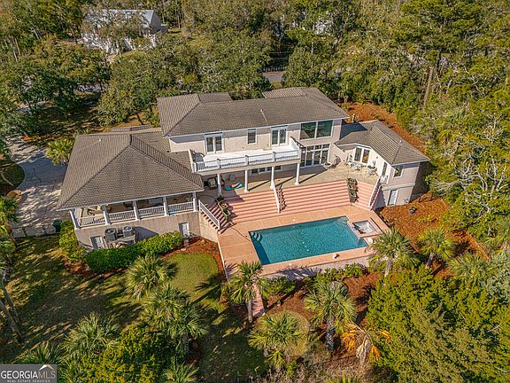 5th image of 466 Midway Cir
