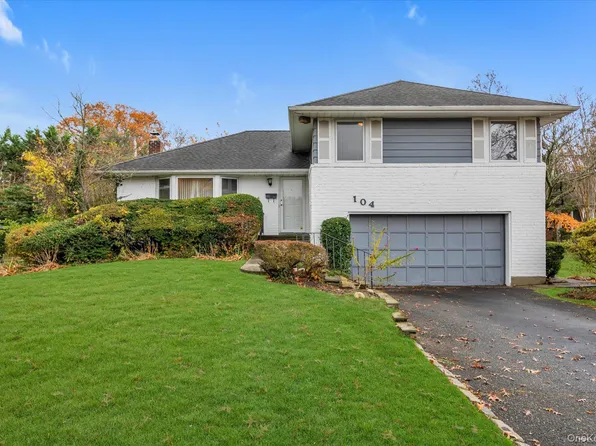 104 Olive Lane, New Hyde Park, NY 11040
