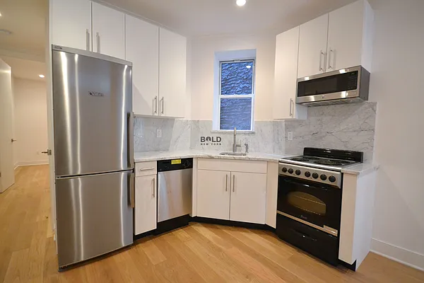 Rented by Bold New York | media 36