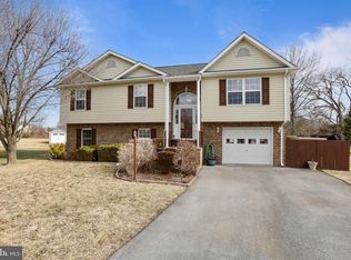 106 New Kent Ct, Stephens City, VA 22655
