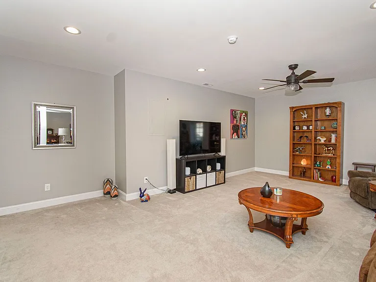 50 Siena Dr — Photo 47