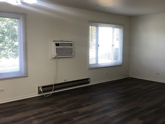 2nd image of 565 Drom Ct APT 2B