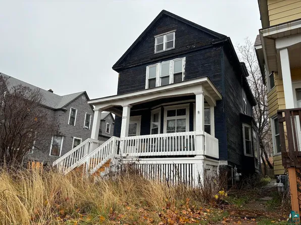 923 E 6th St, Duluth, MN 55805