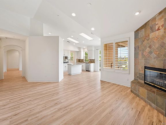 2nd image of 1580 Alta Vista Dr
