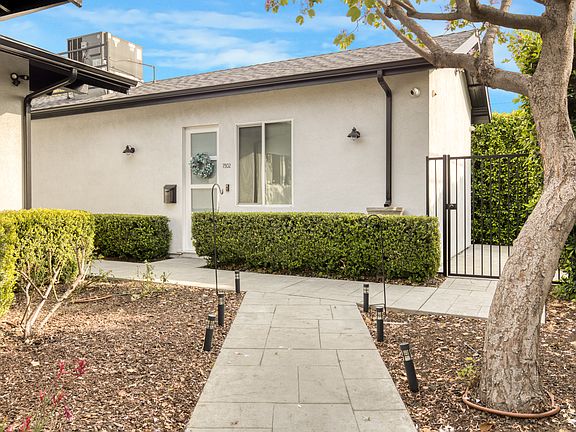 2nd image of 7310 Woodley Ave #7302