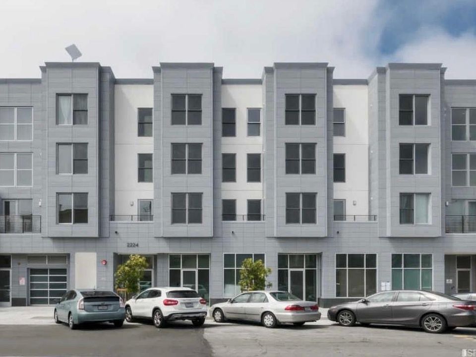 1st image of 2224 Clement St Unit 110
