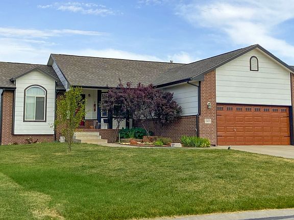 3rd image of 2413 S Prescott Cir