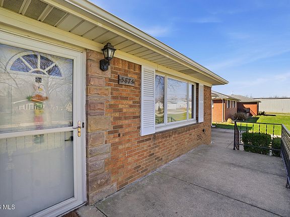 4th image of 5874 Taylor Ave