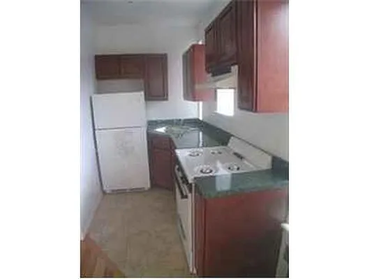 Rented by Douglas Elliman | media 18