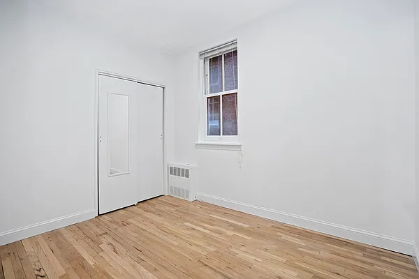 Rented by Douglas Elliman | media 7