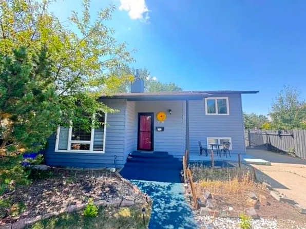 210 E Ojibwa Pl W, Lethbridge, AB T1K 5K6