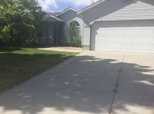 2804 Sunflower Dr, Nampa, ID 83686