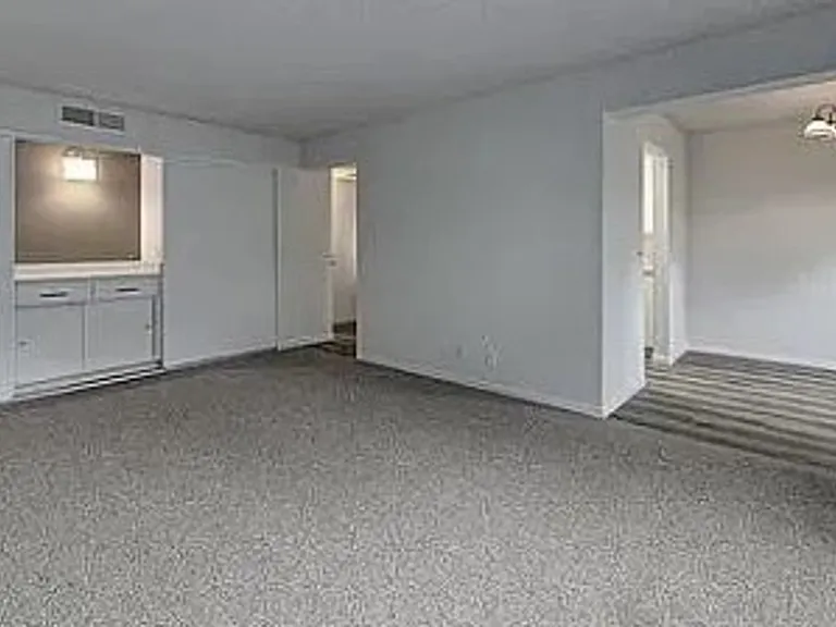450 N Civic Dr #101 — Photo 11