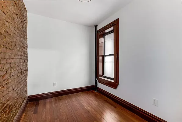 Rented by Compass | media 7