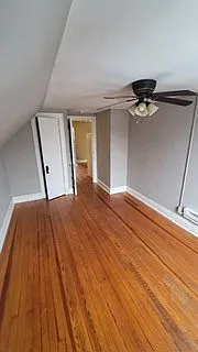 2107 -2109 renrock - 3rd floor — Photo 3