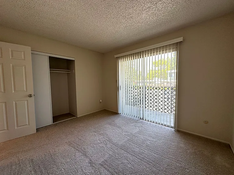 Northridge Terrace Apartments at 4900-4948 Stamas Lane, Fair Oaks California — Photo 23