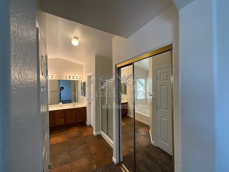 8259 W Eugie Ave — Photo 20