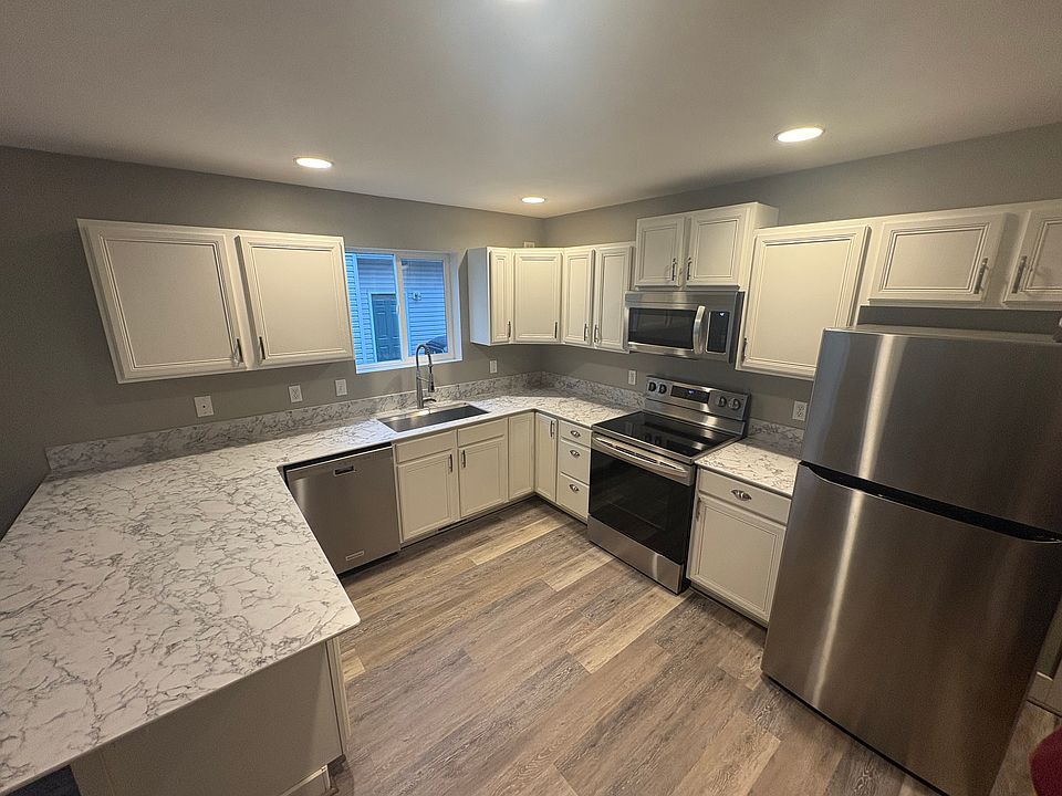 1st image of 463 Aspen Ct