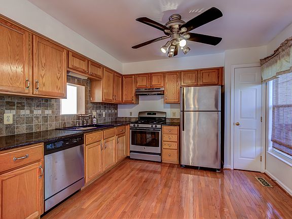2nd image of 130 Steven Ln
